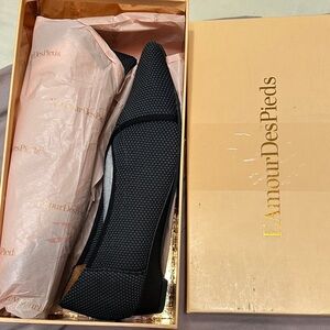 L'Amour Des Pieds Black Women's Flats